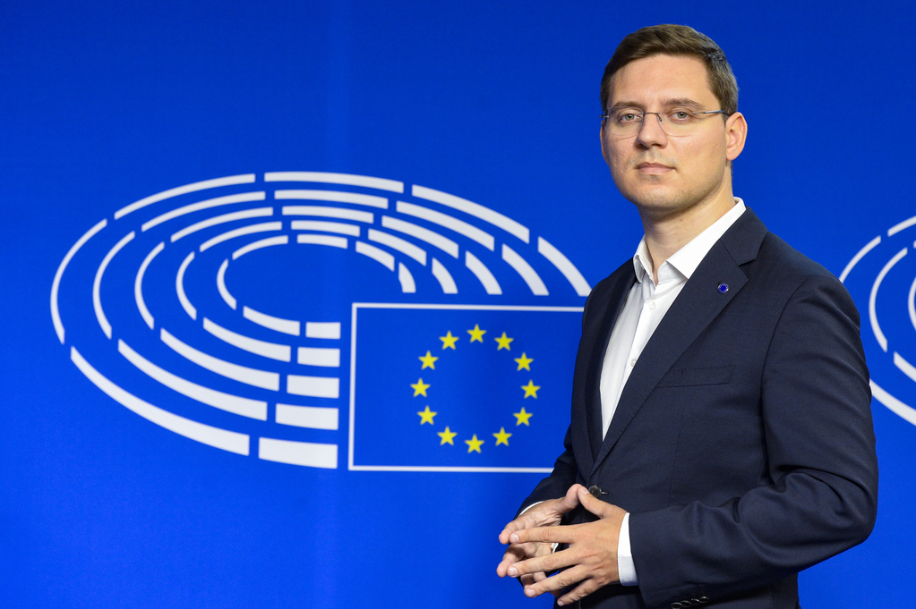 Europarlamentarul Victor Negrescu: România trebuie să folosească la maximum resursele europene în contextul în care am aprobat o creștere a bugetului european pe anul 2022 cu 479,4 milioane de euro